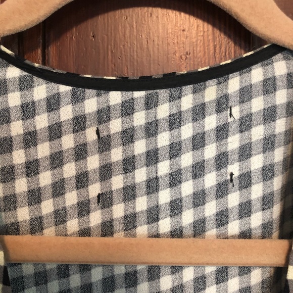 COPY - Reformation Midi Gingham Wrap Dress 0 - Picture 3 of 7